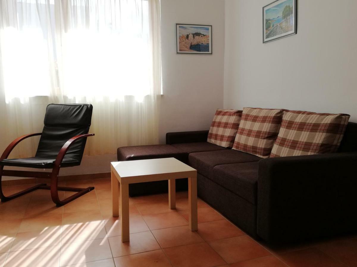 Kod Male Gospe Vila Tribalj Exterior foto